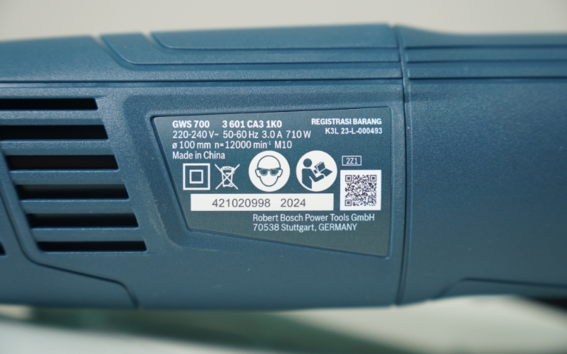 may-mai-goc-bosch-gws-700-4