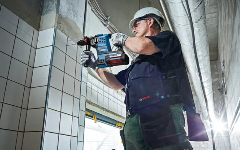 https://boschvn.com/may-khoan-bua-du…h-36v-li-2x4-0ah/