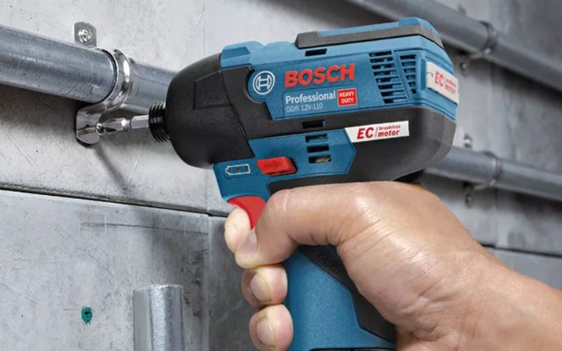 may-van-vit-dung-pin-bosch-gdr-12v-110-solo-4
