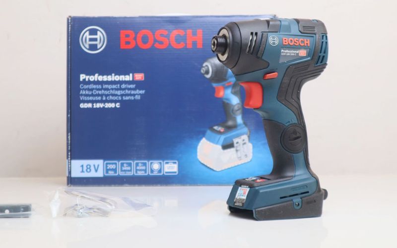Máy vặn vít dùng pin Bosch GDR 18V-200C